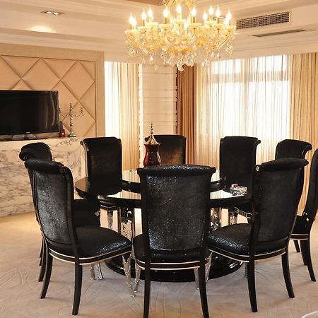 Weifang Ramada Plaza Hotel Екстериор снимка