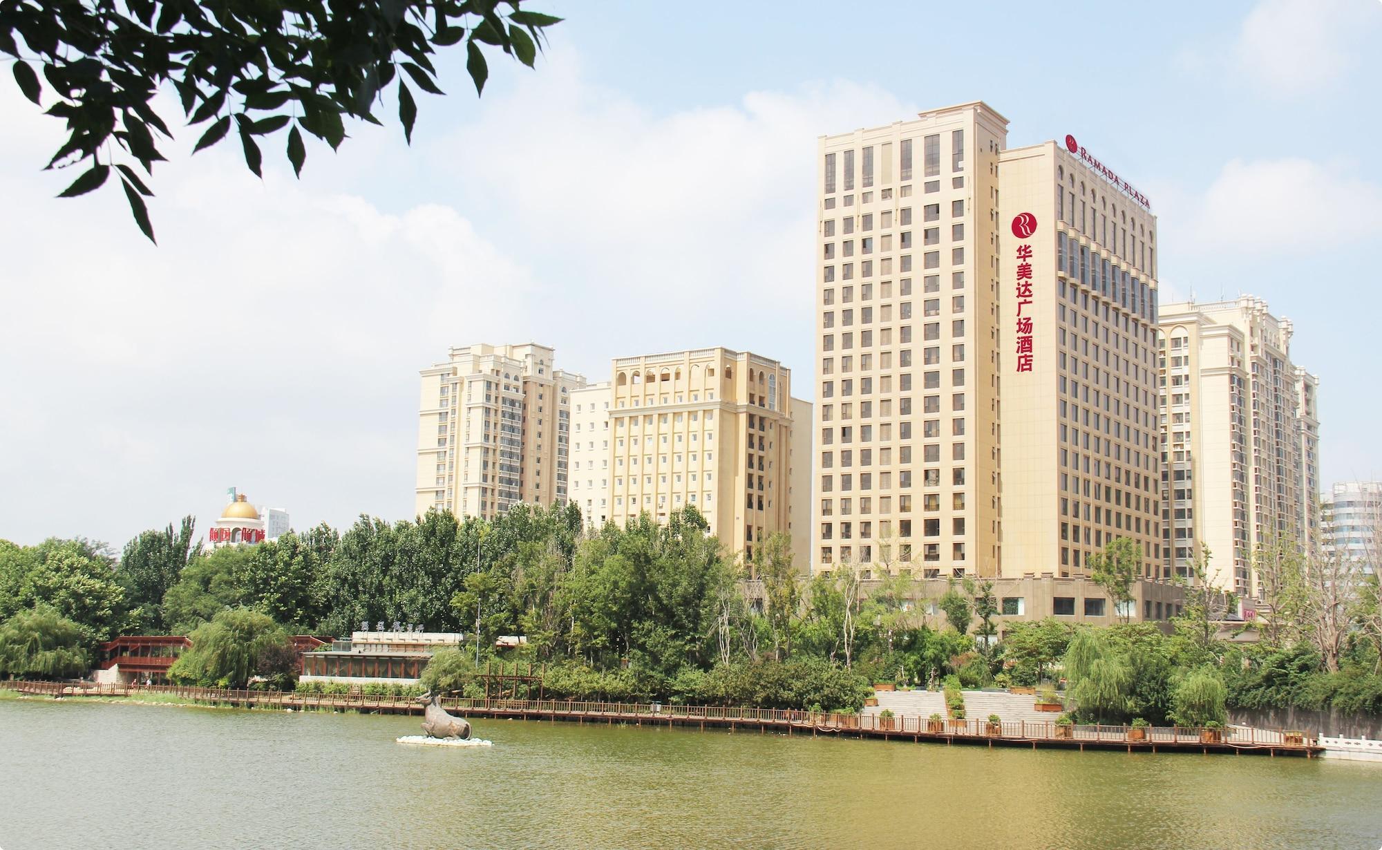 Weifang Ramada Plaza Hotel Екстериор снимка